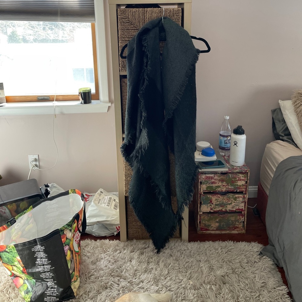 Large blanket scarf - urban outfitters